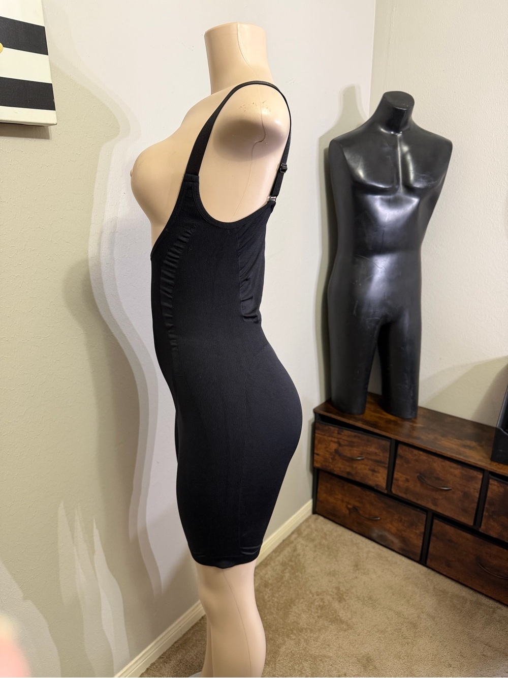 Black Shapewear Bodysuit - Picture 2 of 4